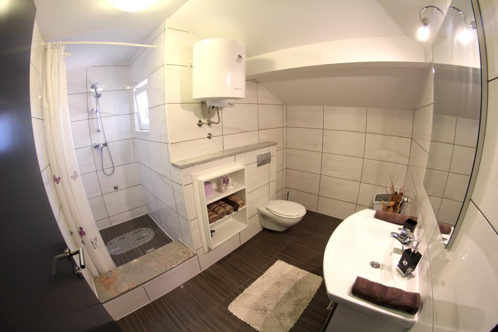 Apartments Ella Šibenik Cameră foto