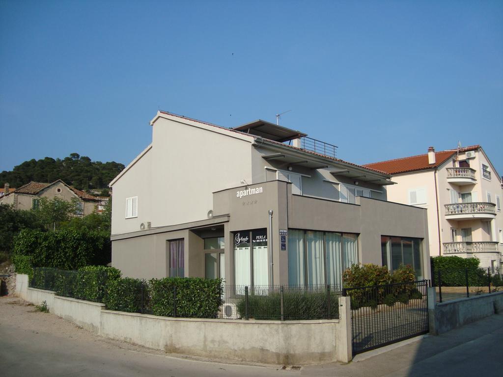 Apartments Ella Šibenik Exterior foto